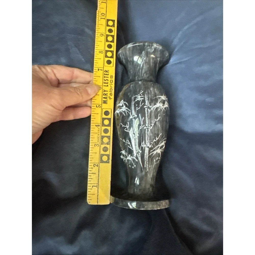Black Marble Vase Asian Etched Bamboo VTG 1970s‎ 8 Inches Tall Chinese Folklore
